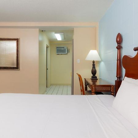 Waikiki Heritage Hotel Хонолулу Екстериор снимка