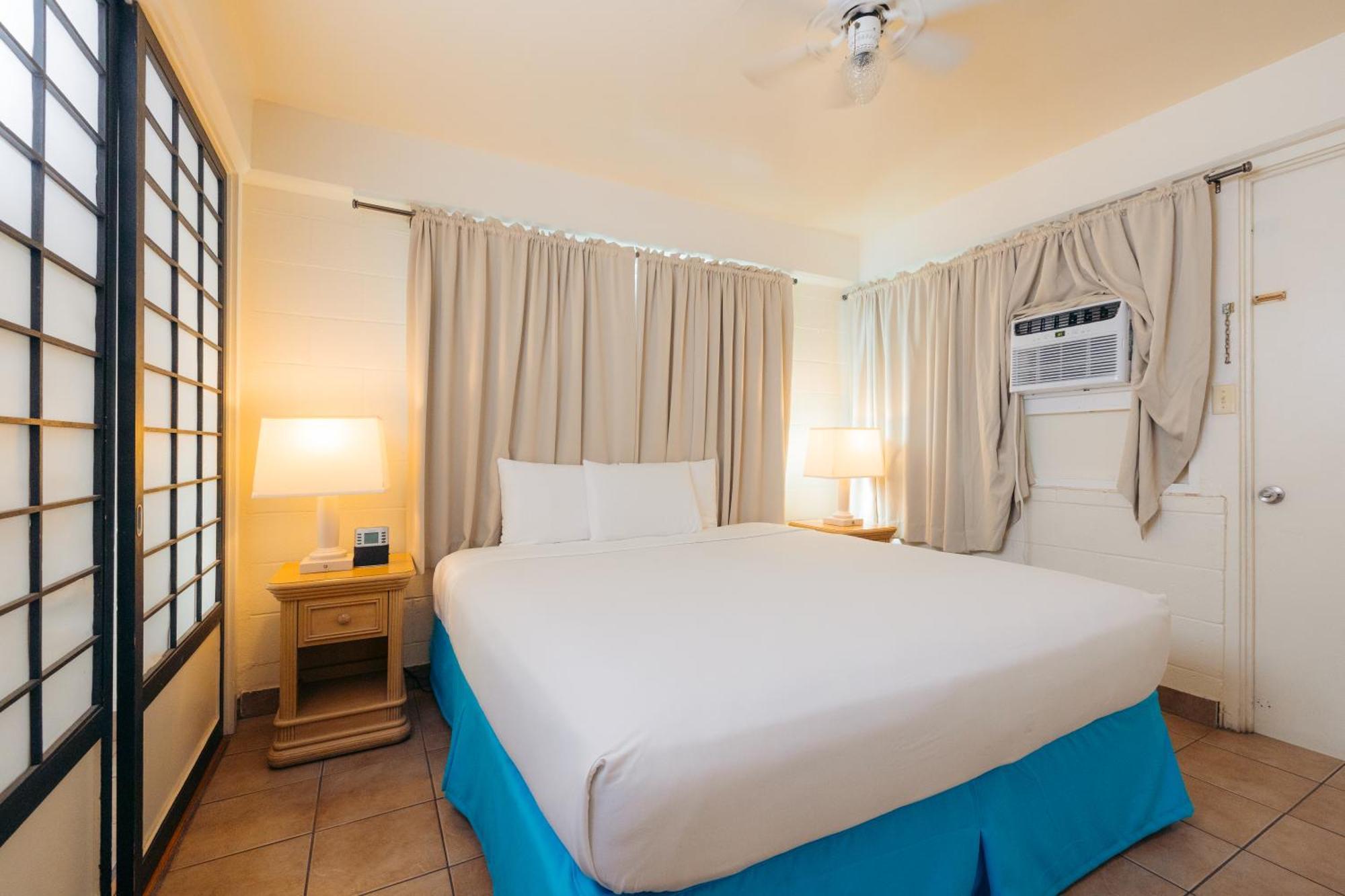 Waikiki Heritage Hotel Хонолулу Екстериор снимка